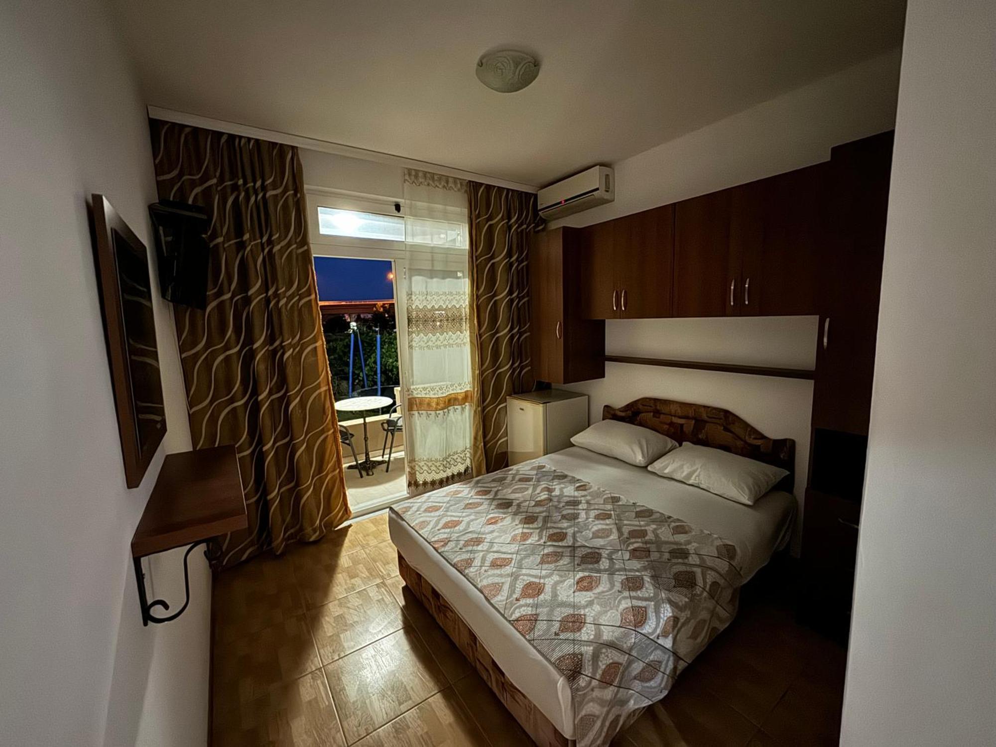 Apartments Cobi Ulcinj Room photo