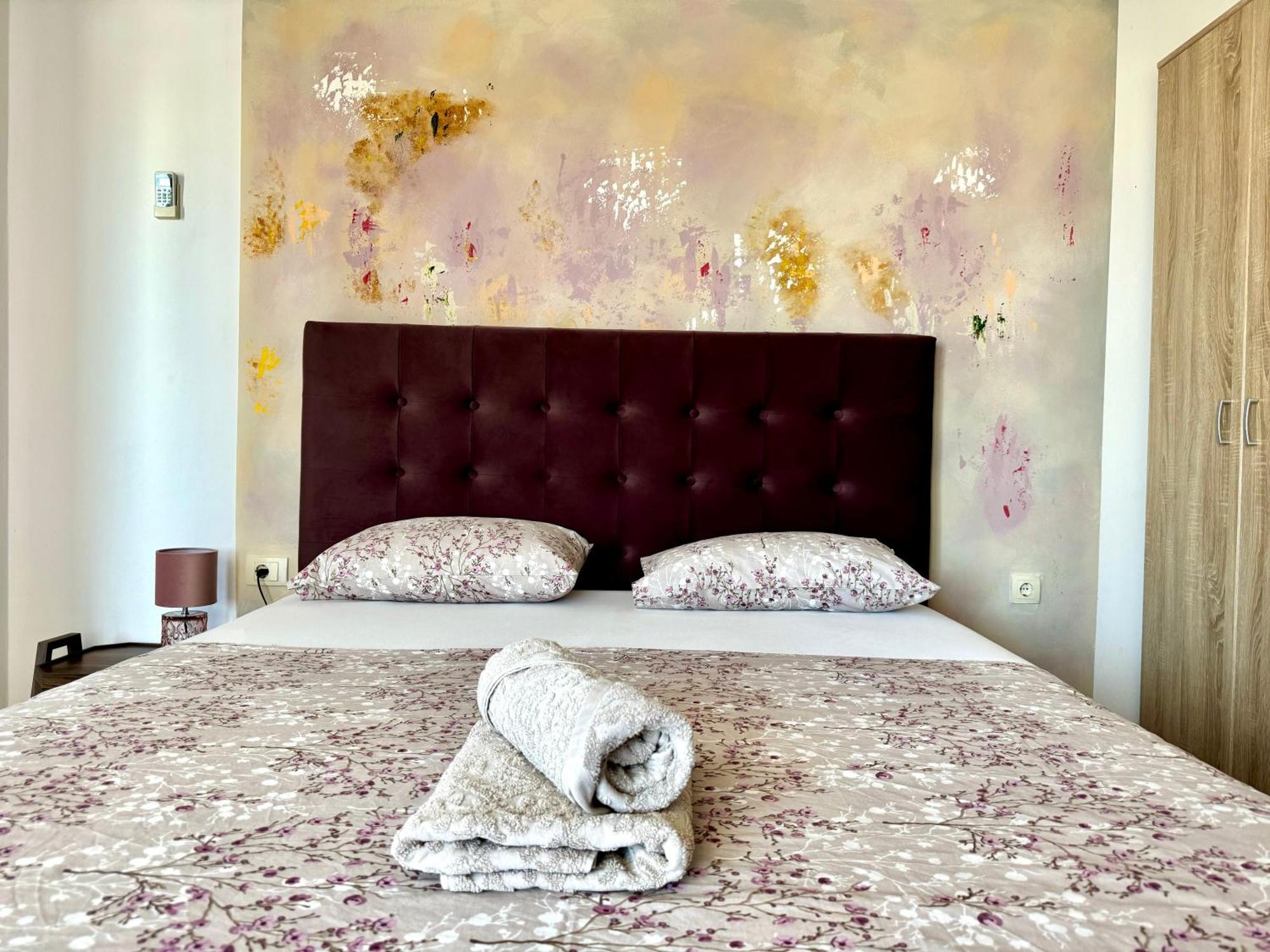 Apartments Cobi Ulcinj Exterior photo