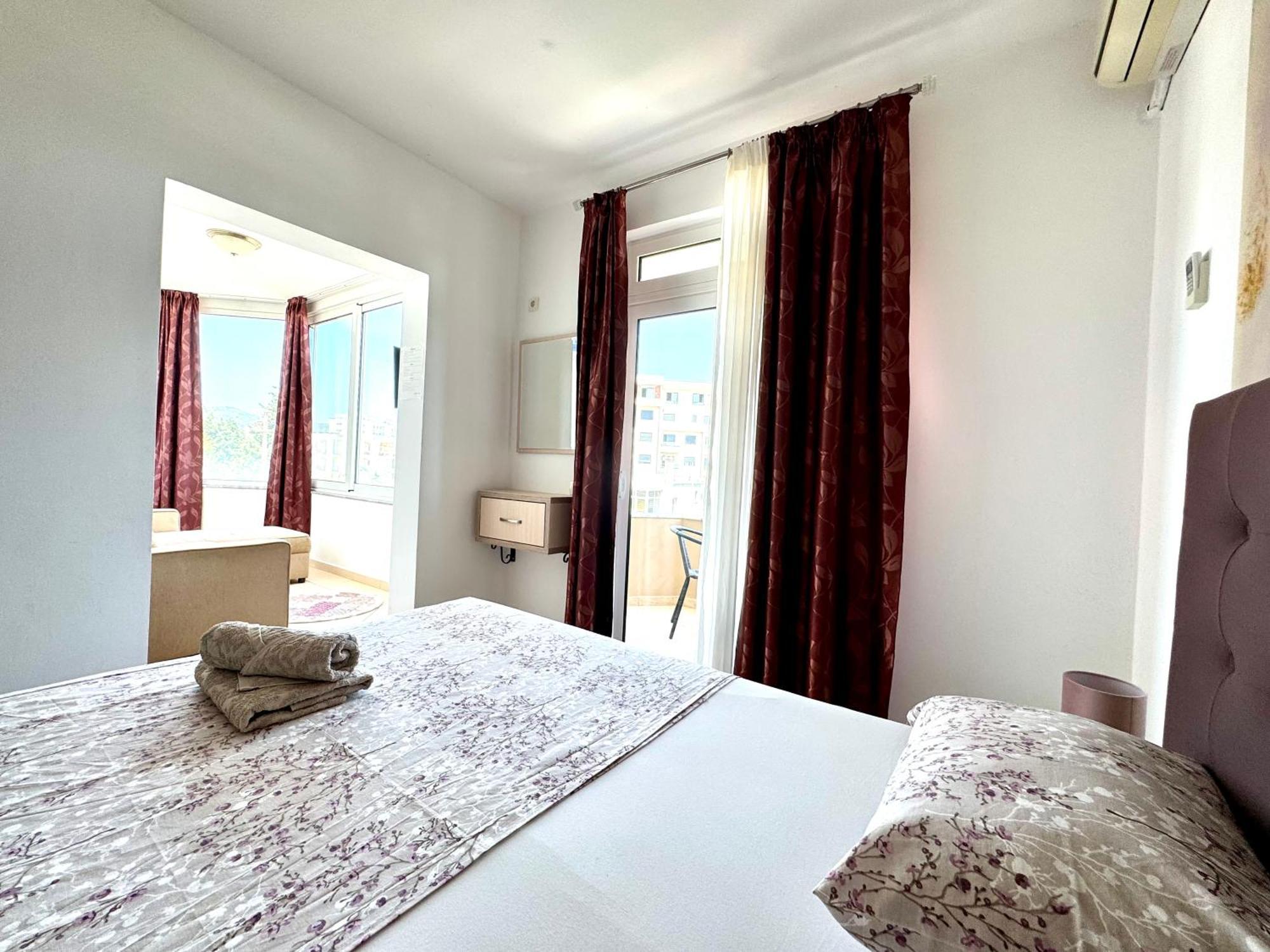 Apartments Cobi Ulcinj Room photo